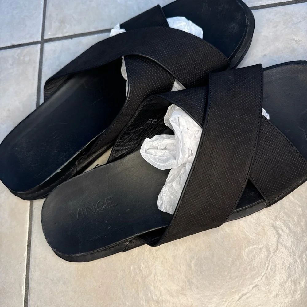 Vince Black Cross-Strap Sandals